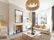 3 Bedroom Maisonette For Sale In London