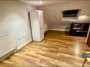 3 bedroom maisonette to rent