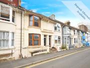 3 bedroom maisonette to rent