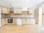 3 bedroom maisonette to rent