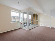 3 bedroom maisonette to rent