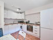3 bedroom maisonette to rent