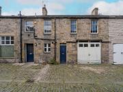 3 bedroom mews for sale