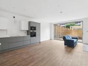 3 bedroom mews for sale