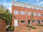 3 bedroom mews for sale