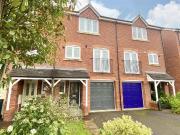 3 bedroom mews for sale