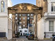 3 bedroom mews for sale