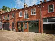 3 bedroom mews for sale