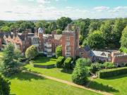 3 Bedroom Mews Property For Sale In Hertford