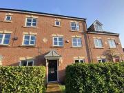 3 bedroom mews property for sale in Lawnhurst Avenue...