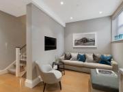 3 bedroom mews to rent