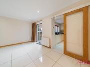 3 bedroom mews to rent