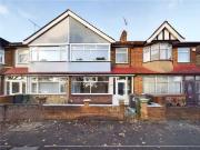 3 bedroom Mid Terrace House for sale, Billet Road,...