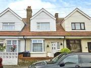 3 bedroom Mid Terrace House for sale, Mayville Road,...