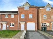 3 bedroom Mid Terrace House to rent, Blanchfort Close,...