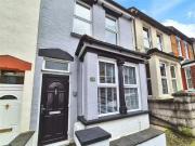 3 bedroom Mid Terrace House to rent, Cecil Road,...