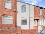 3 bedroom Mid Terrace House to rent, East Parade, Bishop...