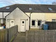 3 bedroom Mid Terrace House to rent, Main Street,...