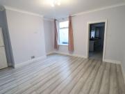 3 Bedroom Mid Terraced House To Rent