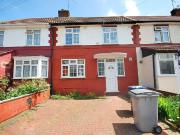 3 Bedroom MID TERRACED To Let