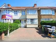 3 Bedroom MID TERRACED To Let
