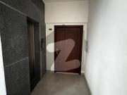 3 Bedroom New Apartment With Lift Car Parking Bukhari...