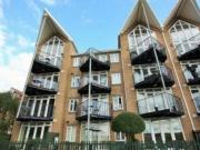 3 bedroom penthouse for rent in Bridge House Valetta Way...