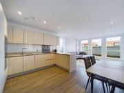 3 bedroom penthouse for rent in Hopkins Court, Whelan...