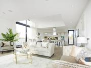 3 Bedroom Penthouse For Rent In London