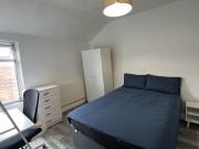3 bedroom property available near Manchester City