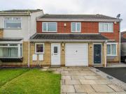 3 Bedroom Property For Rent Dimple Gardens, Ossett
