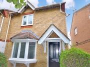 3 bedroom property for rent in Chamberlain Close Church...