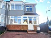 3 bedroom property for rent in Evelyn Avenue, Colindale, NW9