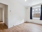 3 bedroom property in Berwyn House, Stamford Hill,...