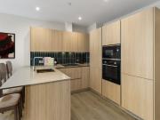 3 bedroom property in Biscuit Walk, London, SE16 £5,039...
