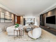 3 bedroom property in Chelwood House, Gloucester Square,...