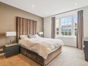 3 bedroom property in Clarewood Court, Seymour Place,...