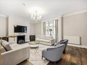 3 bedroom property in Dunraven Street, Mayfair, London,...