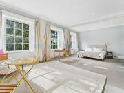3 bedroom property in Eaton Square, London, SW1W £25,000...