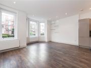 3 bedroom property in Elgin Mansions, Elgin Avenue,...