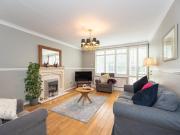 3 bedroom property in Fawcett Close, London, SW11 £3,500...