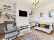 3 bedroom property in Goldsborough House, Wandsworth...