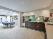 3 bedroom property in Hemingford Road, Islington,...