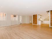 3 bedroom property in Henshall Street, London, N1 £4,060...