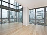 3 bedroom property in Hertsmere Road, London, E14 £4,500...