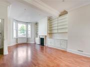 3 bedroom property in Khyber Road, London, SW11 £3,250...