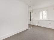 3 bedroom property in Lavender Walk, London, SW11 £3,495...