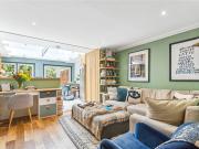 3 bedroom property in Lucerne Road, London, N5 £5,800...