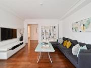 3 bedroom property in Oakwood Court, London, W14 £5,650...