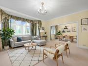 3 bedroom property in Ross Court, 83, Putney Hill,...